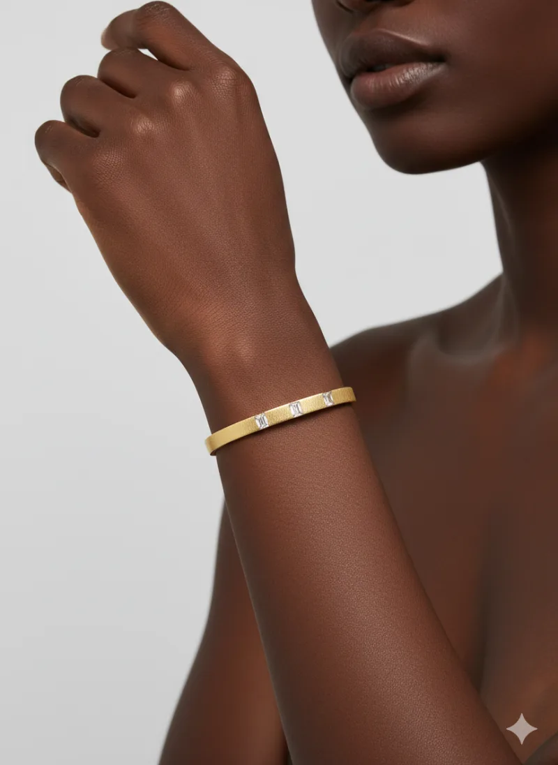 Ismere Ismere Bangle - The White Jewelry